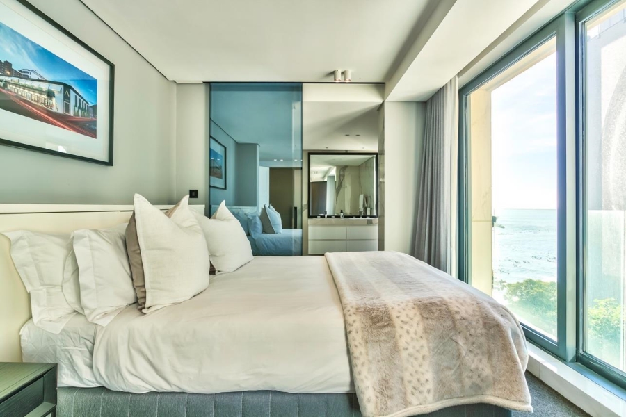 5 Bedroom Property for Sale in Bantry Bay Western Cape